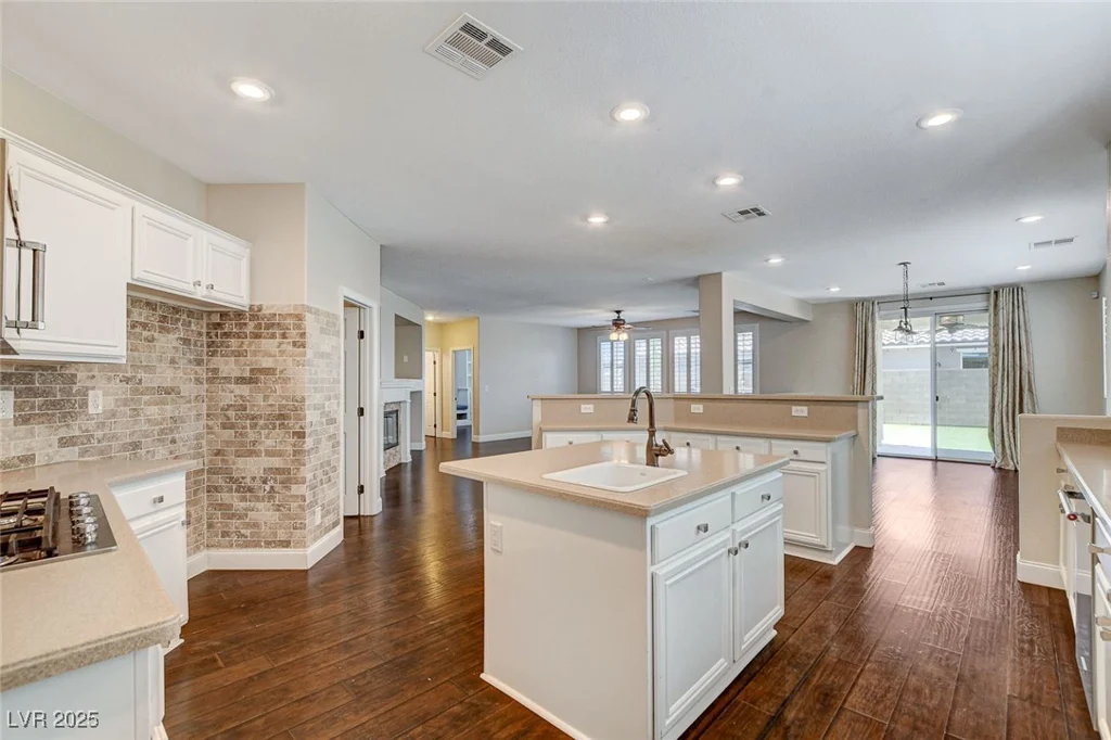 1146 Yellow Orchid, Henderson, NV 89002