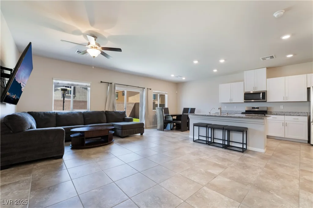 9174 Rolling Sky, Las Vegas, NV 89178