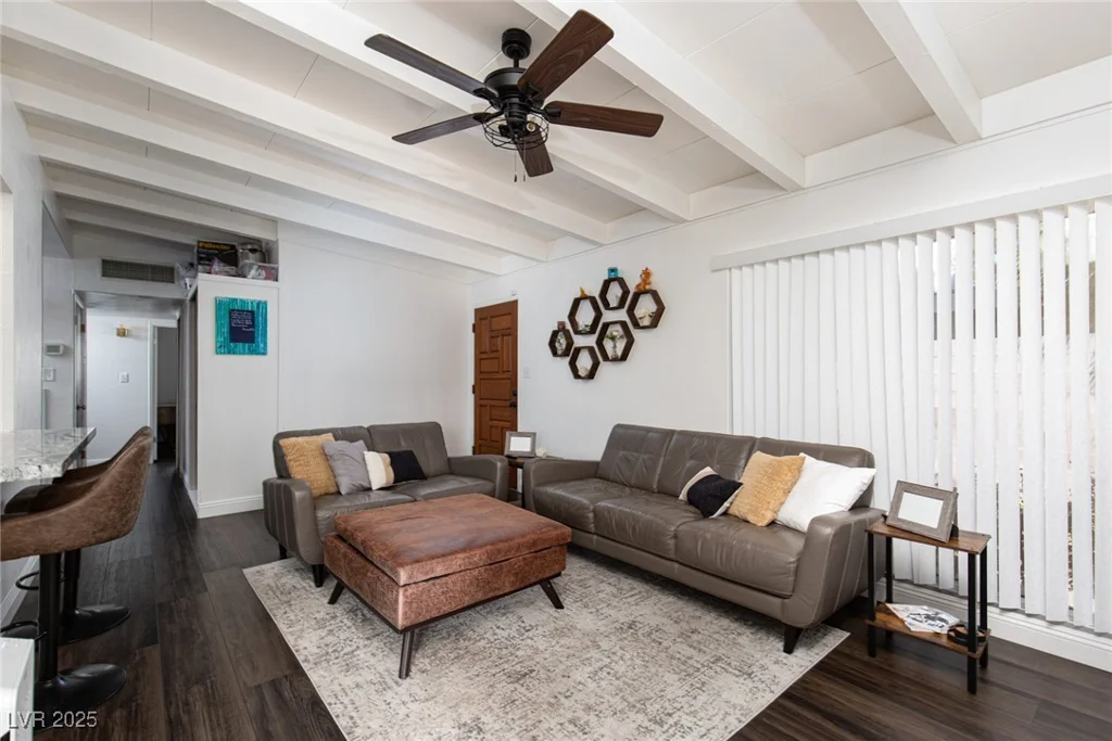 373 Upland, Las Vegas, NV 89107
