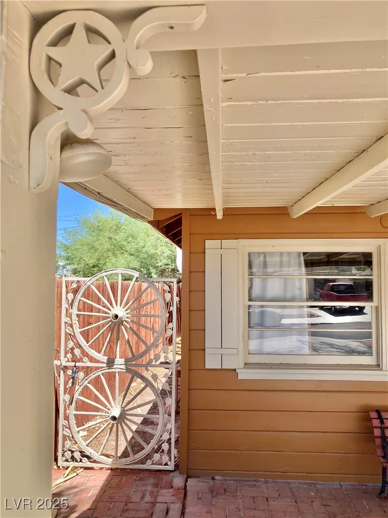 1301 Norman, Las Vegas, NV 89104