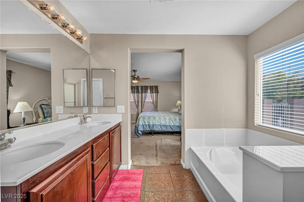 5612 Old Stable, Las Vegas, NV 89131