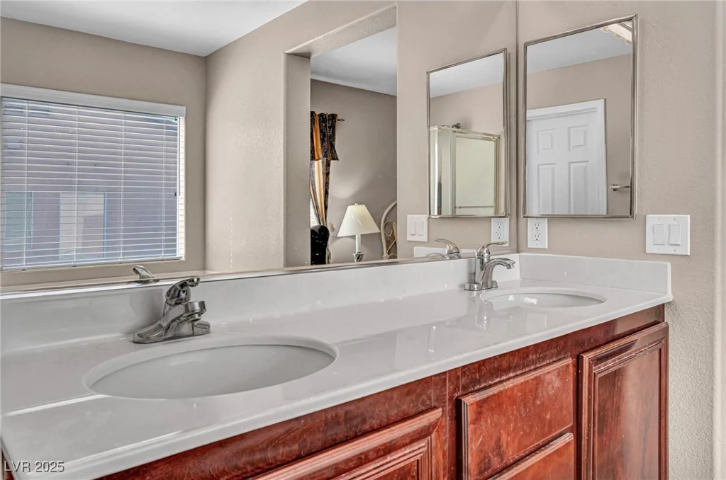 5612 Old Stable, Las Vegas, NV 89131