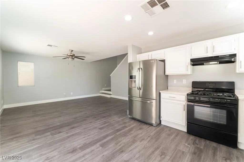 4321 Stockbridge, Las Vegas, NV 89115