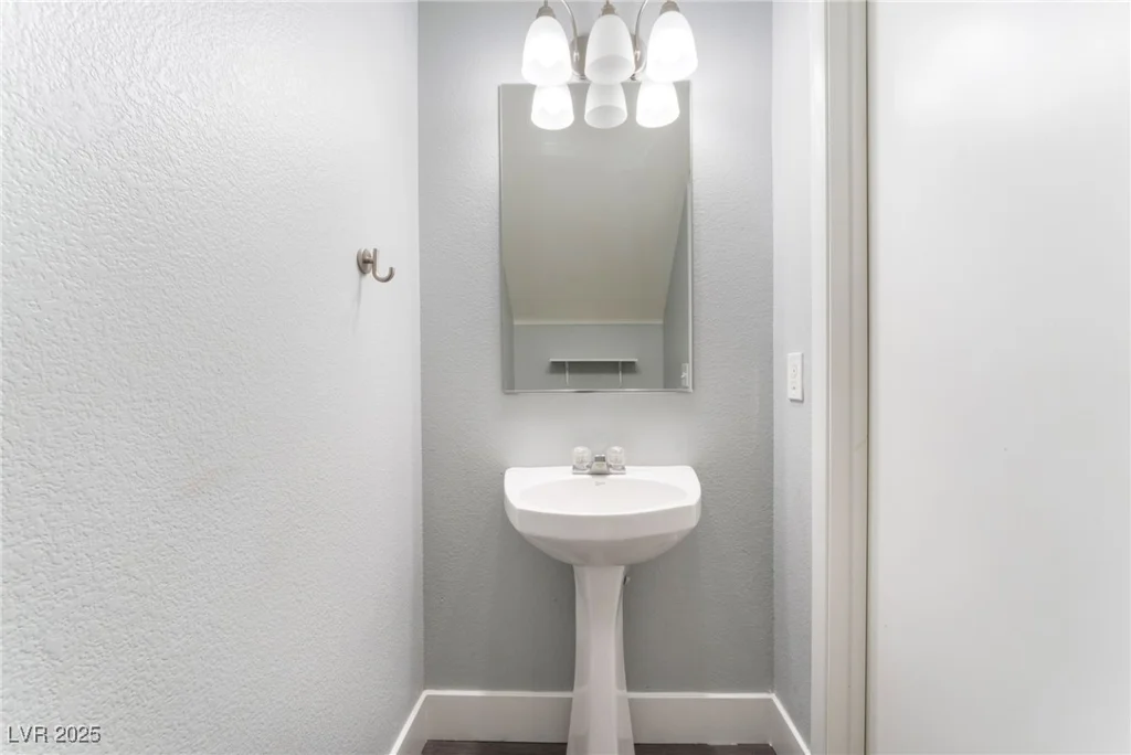 4321 Stockbridge, Las Vegas, NV 89115