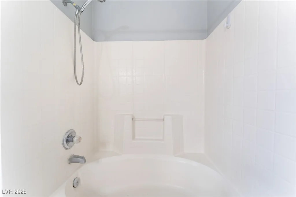4321 Stockbridge, Las Vegas, NV 89115