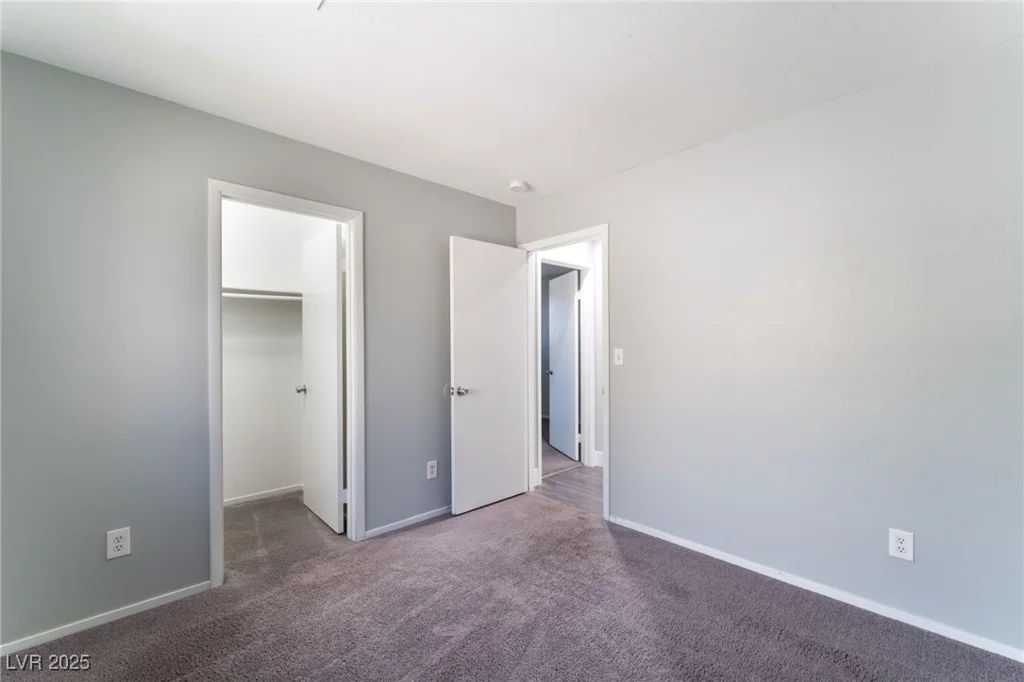 4321 Stockbridge, Las Vegas, NV 89115