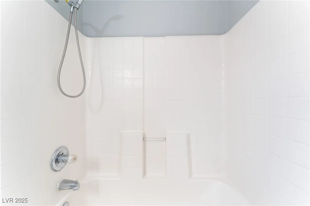 4321 Stockbridge, Las Vegas, NV 89115