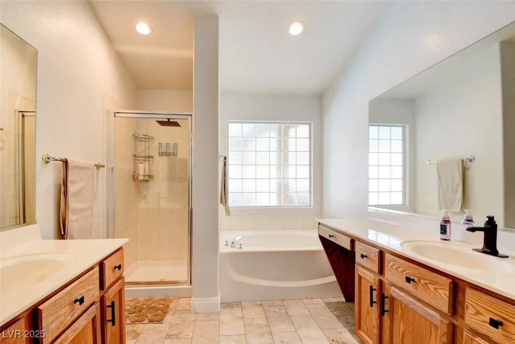 3416 Bonn, Las Vegas, NV 89130