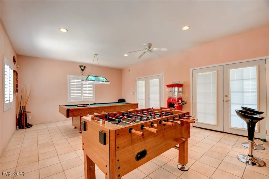3416 Bonn, Las Vegas, NV 89130
