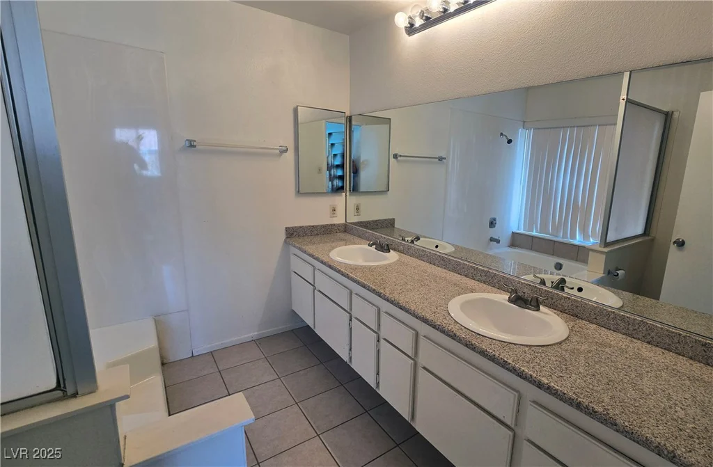 3544 Sandcliff, Las Vegas, NV 89121