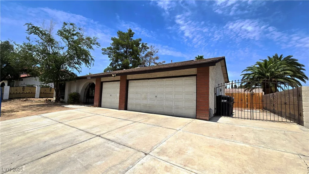 3544 Sandcliff, Las Vegas, NV 89121