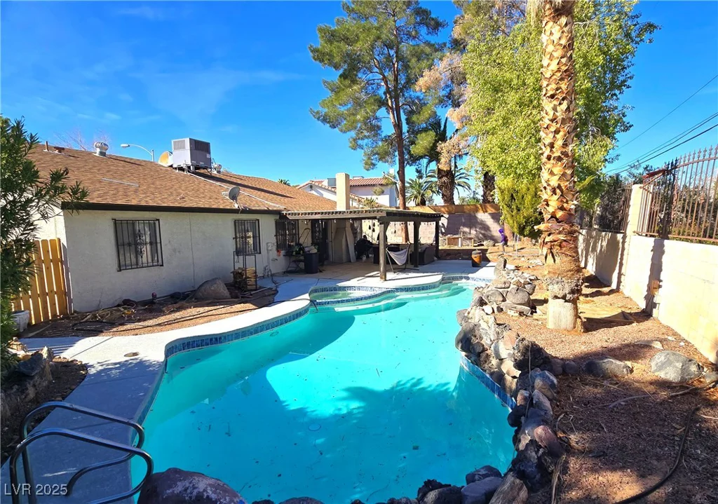 3544 Sandcliff, Las Vegas, NV 89121
