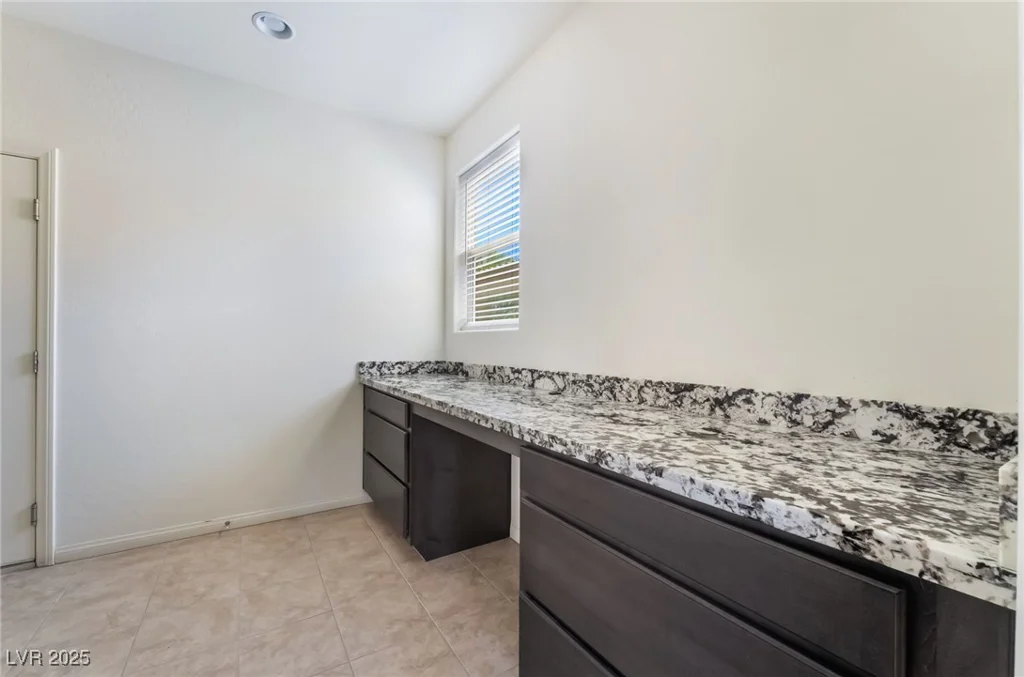 6707 Stonetrace, Las Vegas, NV 89148