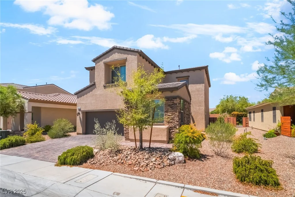6707 Stonetrace, Las Vegas, NV 89148