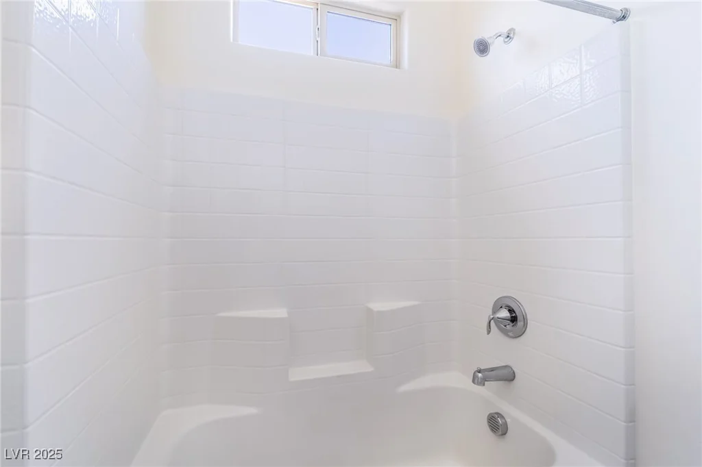 6707 Stonetrace, Las Vegas, NV 89148