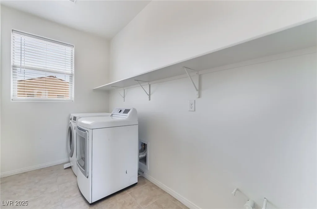 6707 Stonetrace, Las Vegas, NV 89148