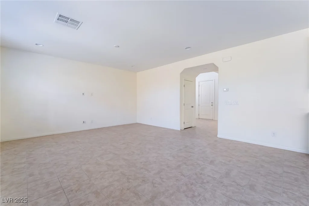 6707 Stonetrace, Las Vegas, NV 89148