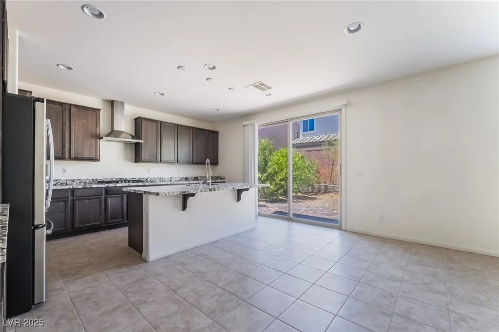 6707 Stonetrace, Las Vegas, NV 89148