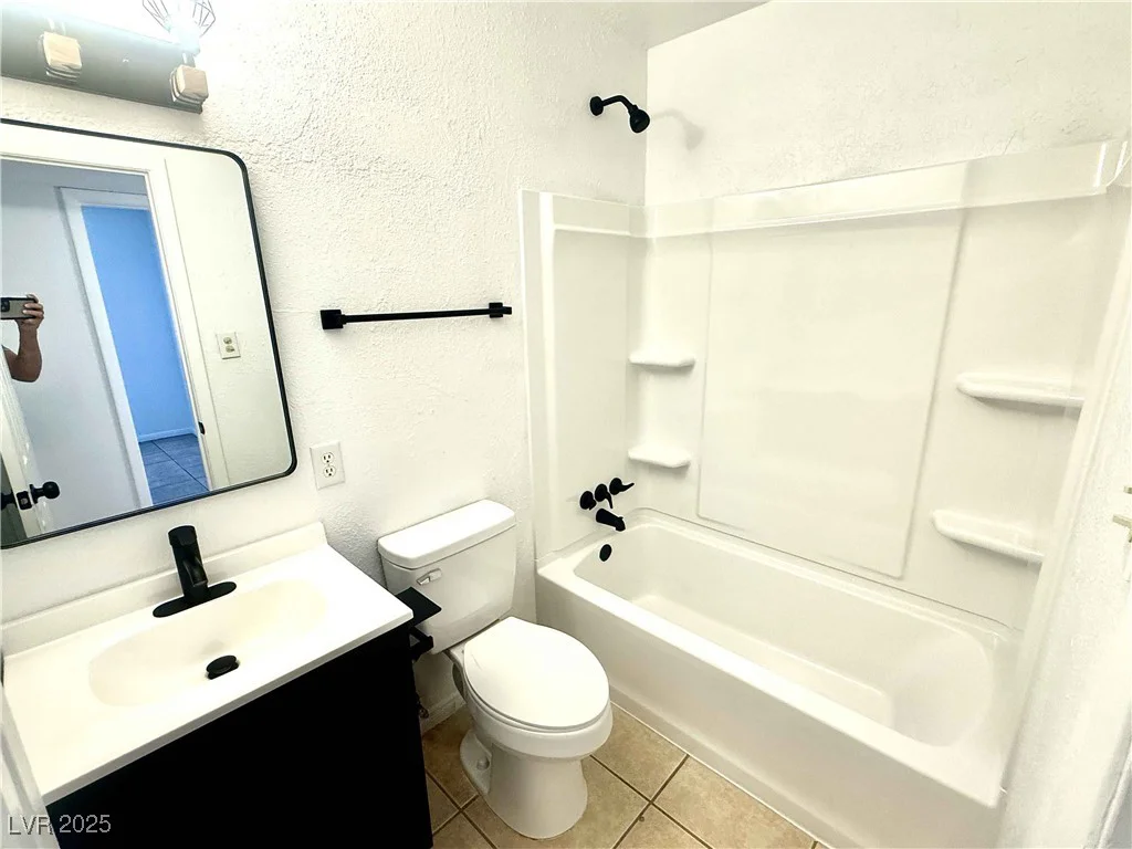 6457 Bannock, Las Vegas, NV 89107