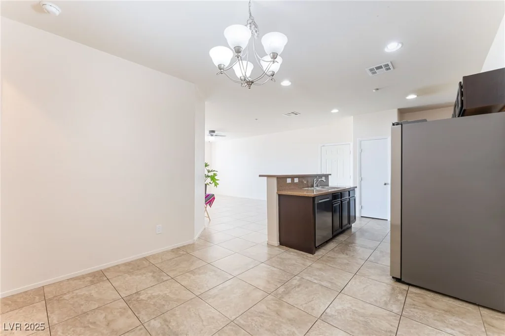 4437 Dover Straight, Las Vegas, NV 89115