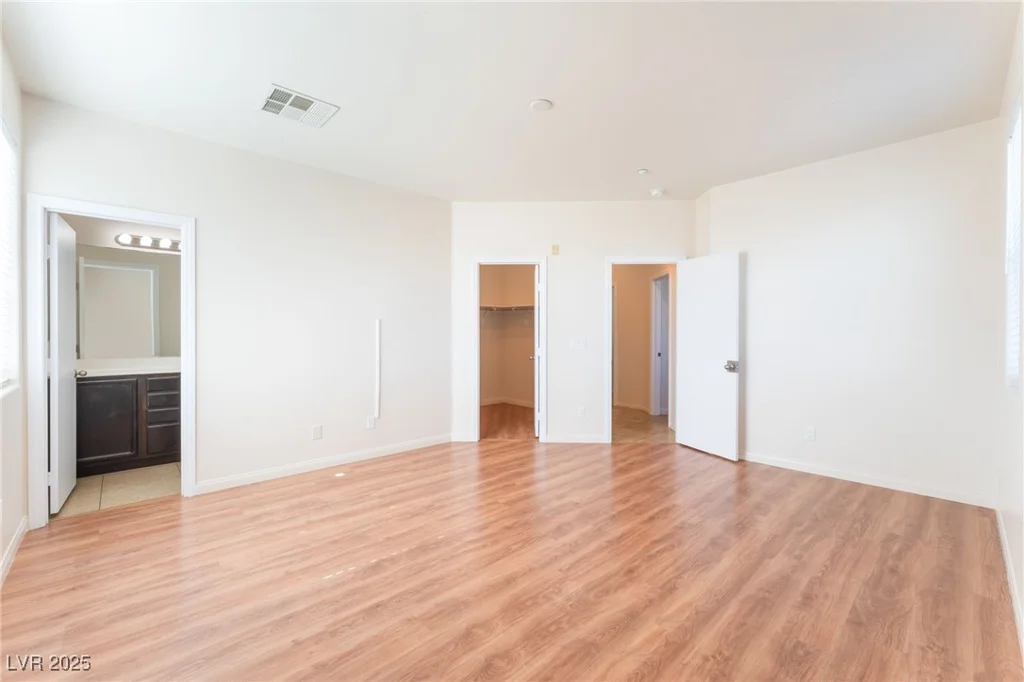 4437 Dover Straight, Las Vegas, NV 89115