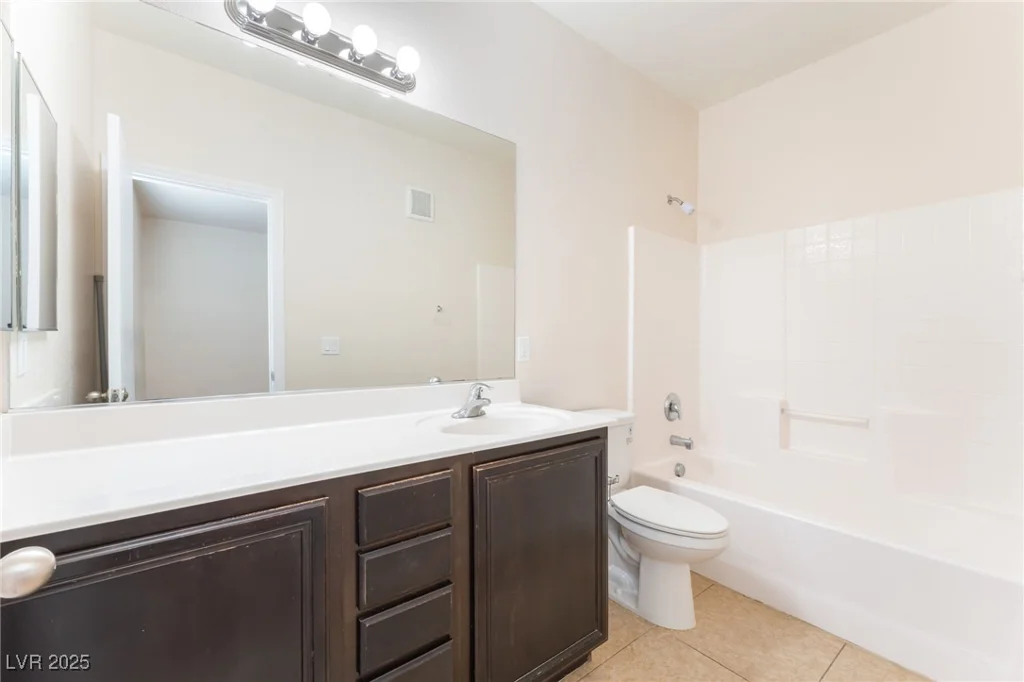 4437 Dover Straight, Las Vegas, NV 89115