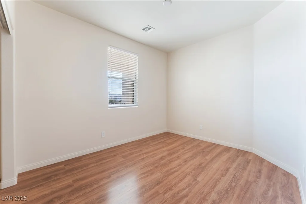 4437 Dover Straight, Las Vegas, NV 89115