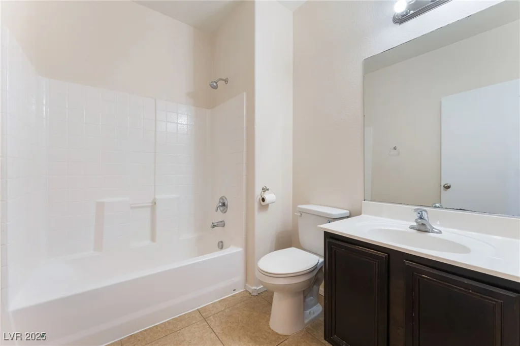 4437 Dover Straight, Las Vegas, NV 89115