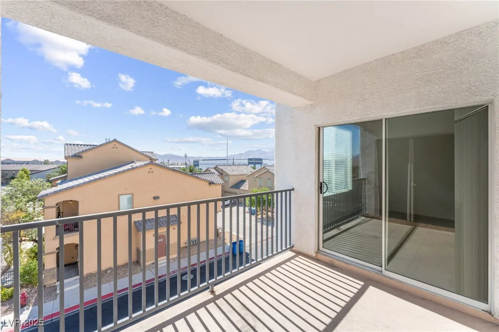 4437 Dover Straight, Las Vegas, NV 89115