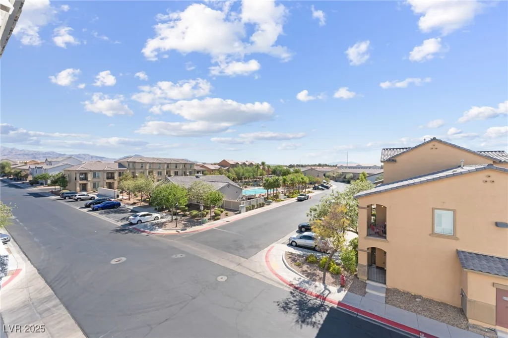 4437 Dover Straight, Las Vegas, NV 89115