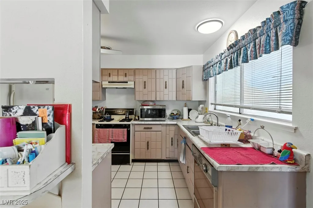 4311 El Campana, Las Vegas, NV 89121