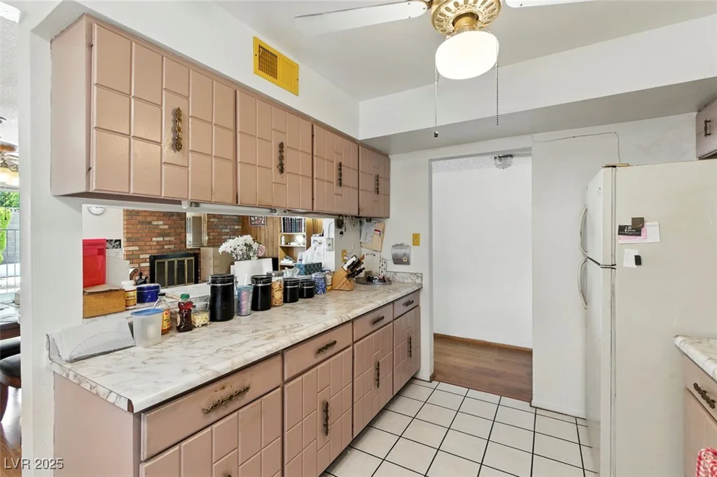 4311 El Campana, Las Vegas, NV 89121