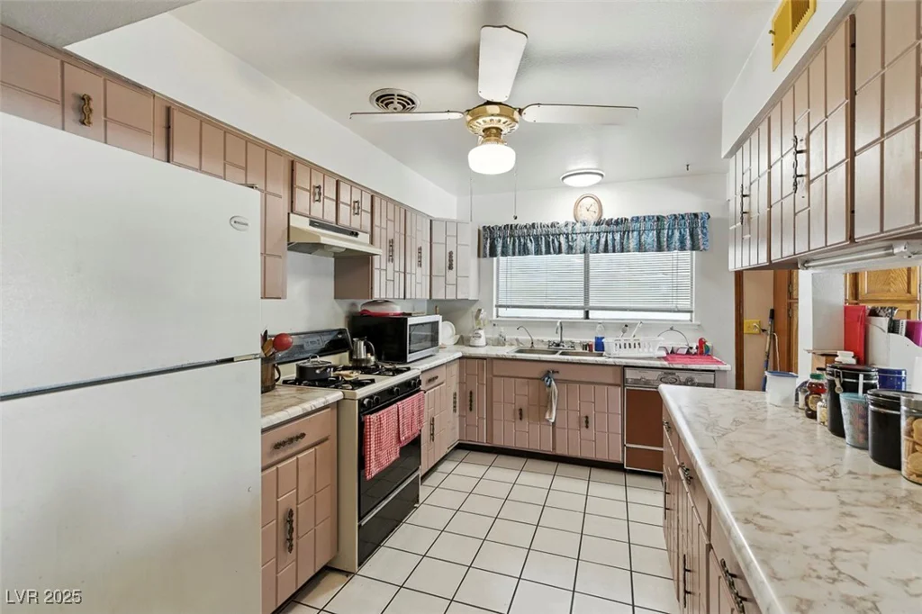 4311 El Campana, Las Vegas, NV 89121