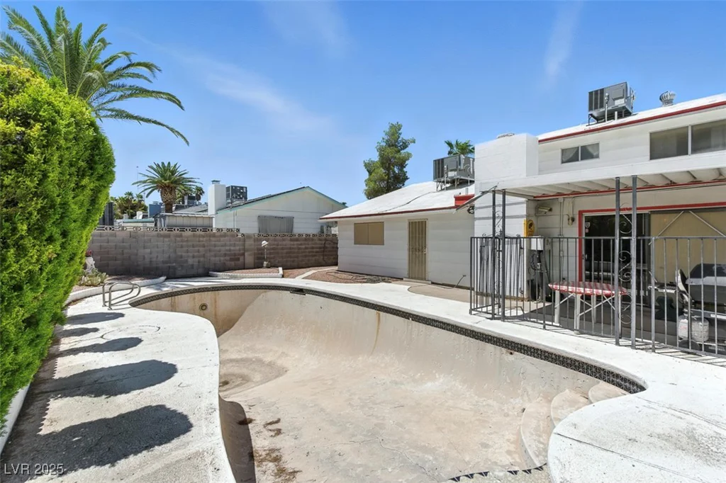 4311 El Campana, Las Vegas, NV 89121