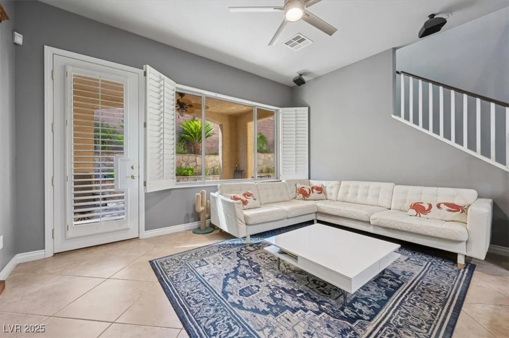 339 Dartmouth Hills, Las Vegas, NV 89138