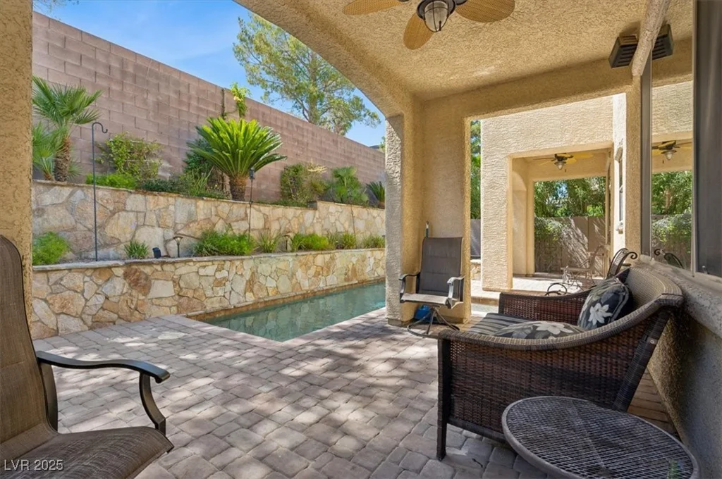 339 Dartmouth Hills, Las Vegas, NV 89138