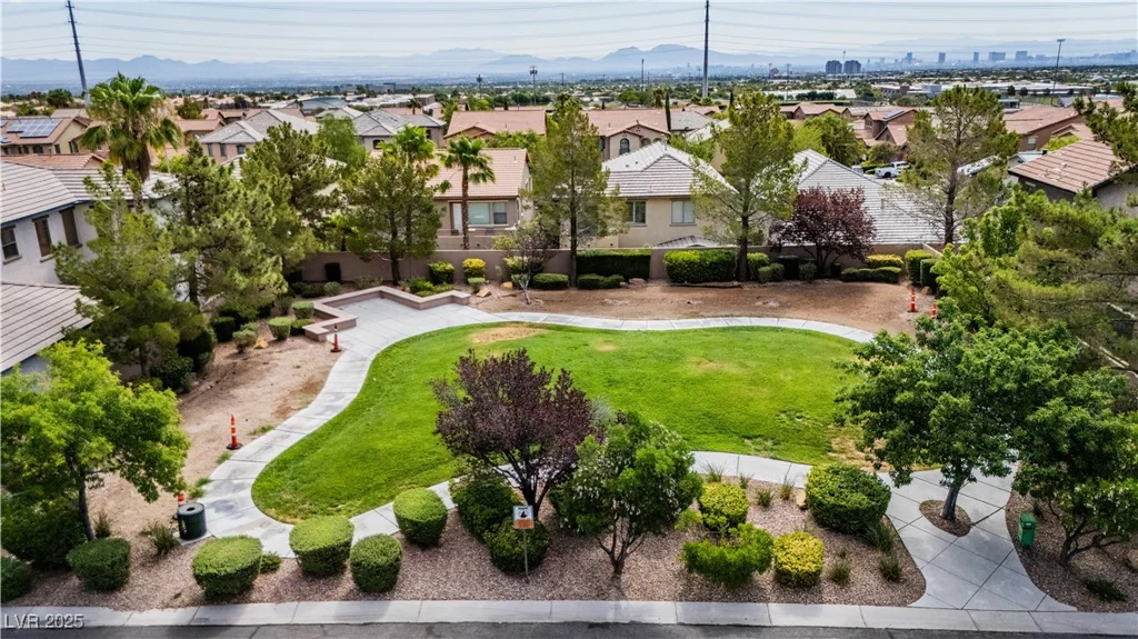 339 Dartmouth Hills, Las Vegas, NV 89138