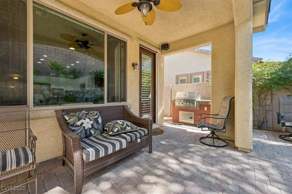 339 Dartmouth Hills, Las Vegas, NV 89138