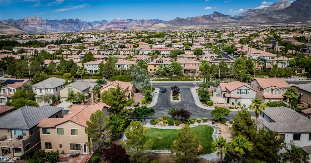 339 Dartmouth Hills, Las Vegas, NV 89138