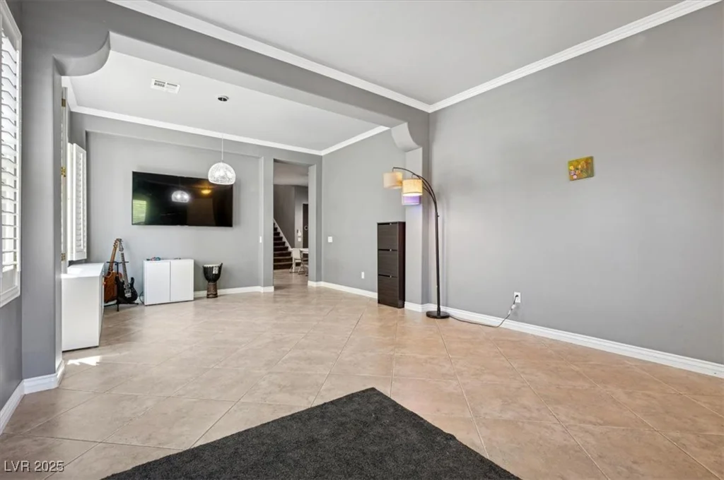 339 Dartmouth Hills, Las Vegas, NV 89138
