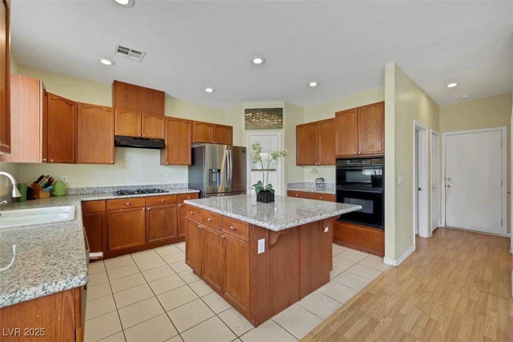 9805 Sedona Shrine, Las Vegas, NV 89148