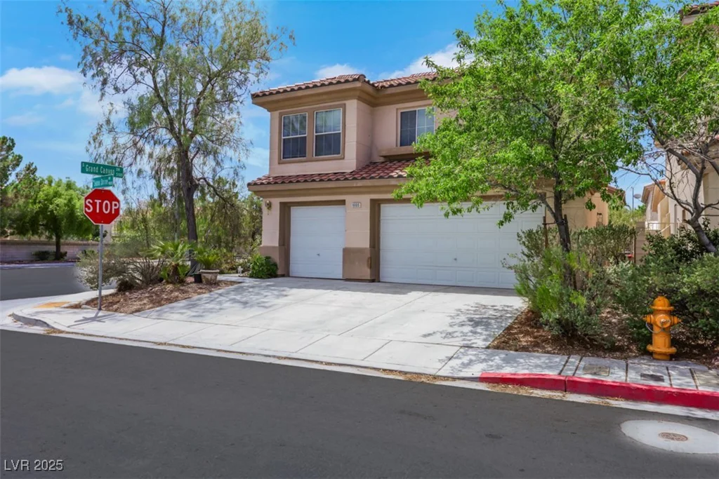 9805 Sedona Shrine, Las Vegas, NV 89148
