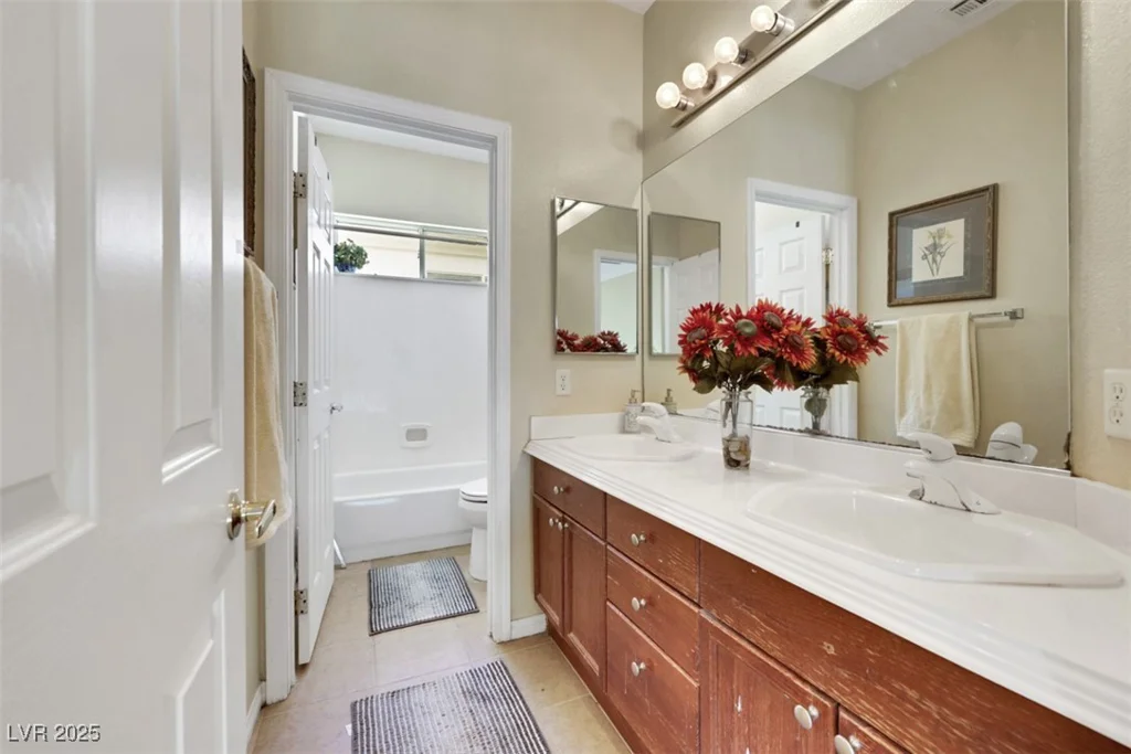 9805 Sedona Shrine, Las Vegas, NV 89148