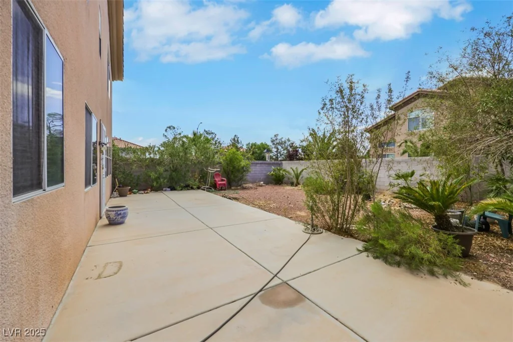 9805 Sedona Shrine, Las Vegas, NV 89148