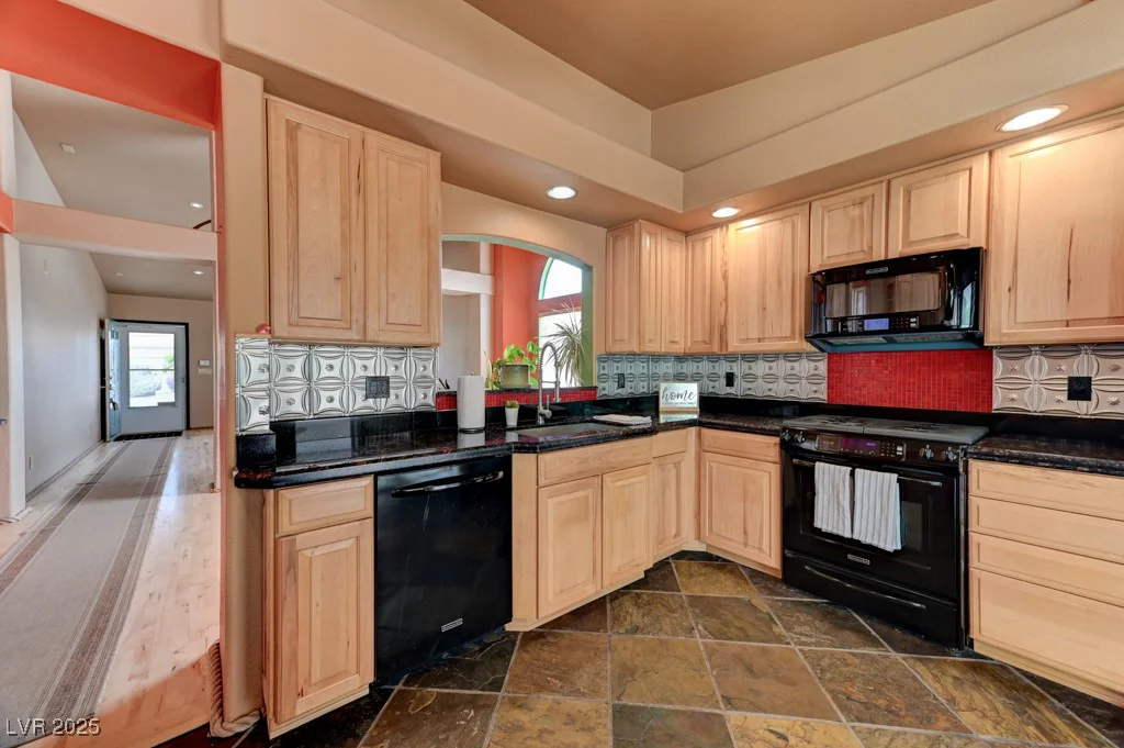 1523 Silver Point, Las Vegas, NV 89123