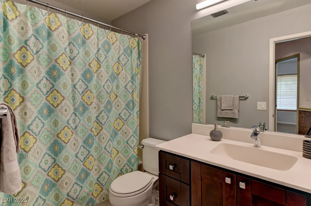 1523 Silver Point, Las Vegas, NV 89123