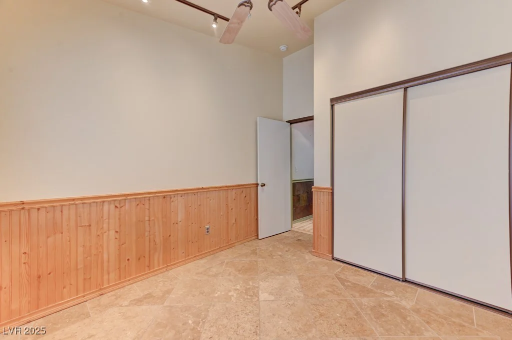 1523 Silver Point, Las Vegas, NV 89123