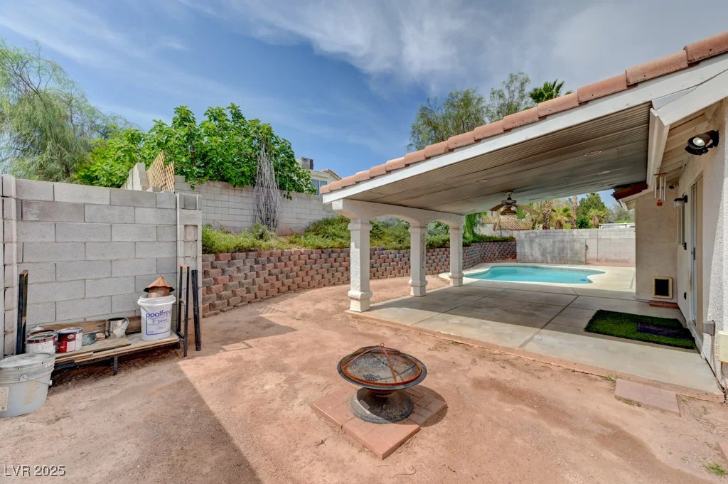 1523 Silver Point, Las Vegas, NV 89123