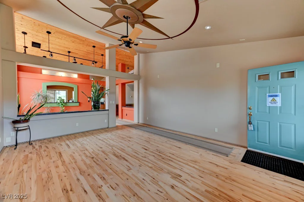 1523 Silver Point, Las Vegas, NV 89123