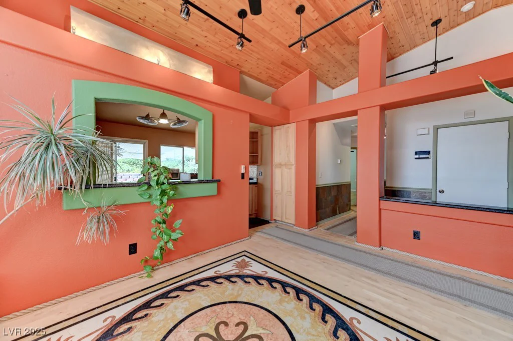 1523 Silver Point, Las Vegas, NV 89123